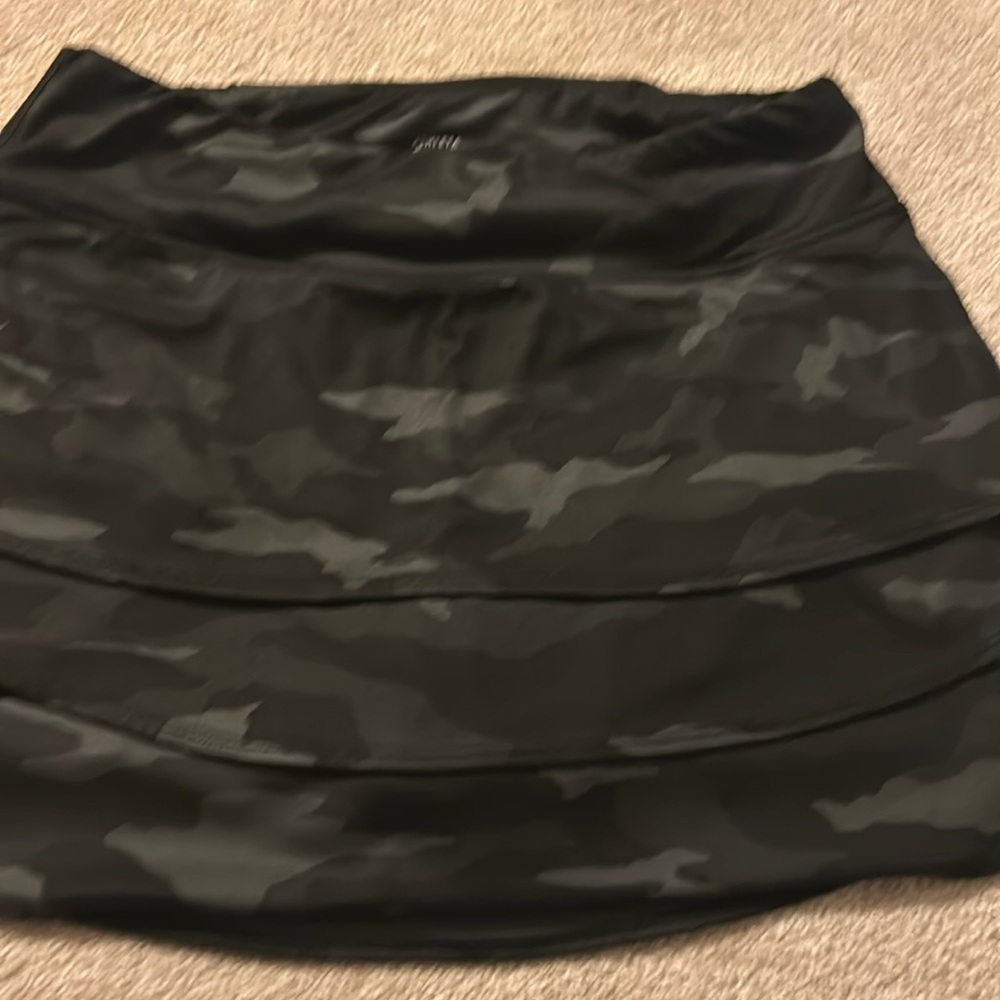 Athleta camo skort
